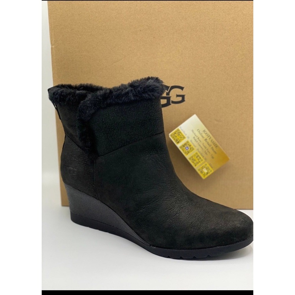 UGG Women's Devorah Bootie Black Size 12 | Stylish Leather Boots